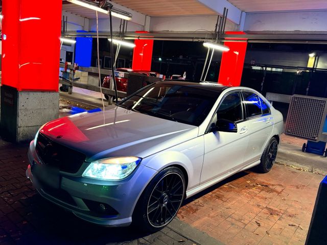 Mercedes-Benz C280 AMG-Paket ab werk Nahez...