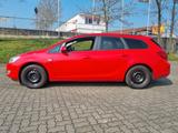 Opel Astra J Sports Tourer PDC v+h/SHZ/LHZ - Opel Astra aus 2011: Sports Tourer