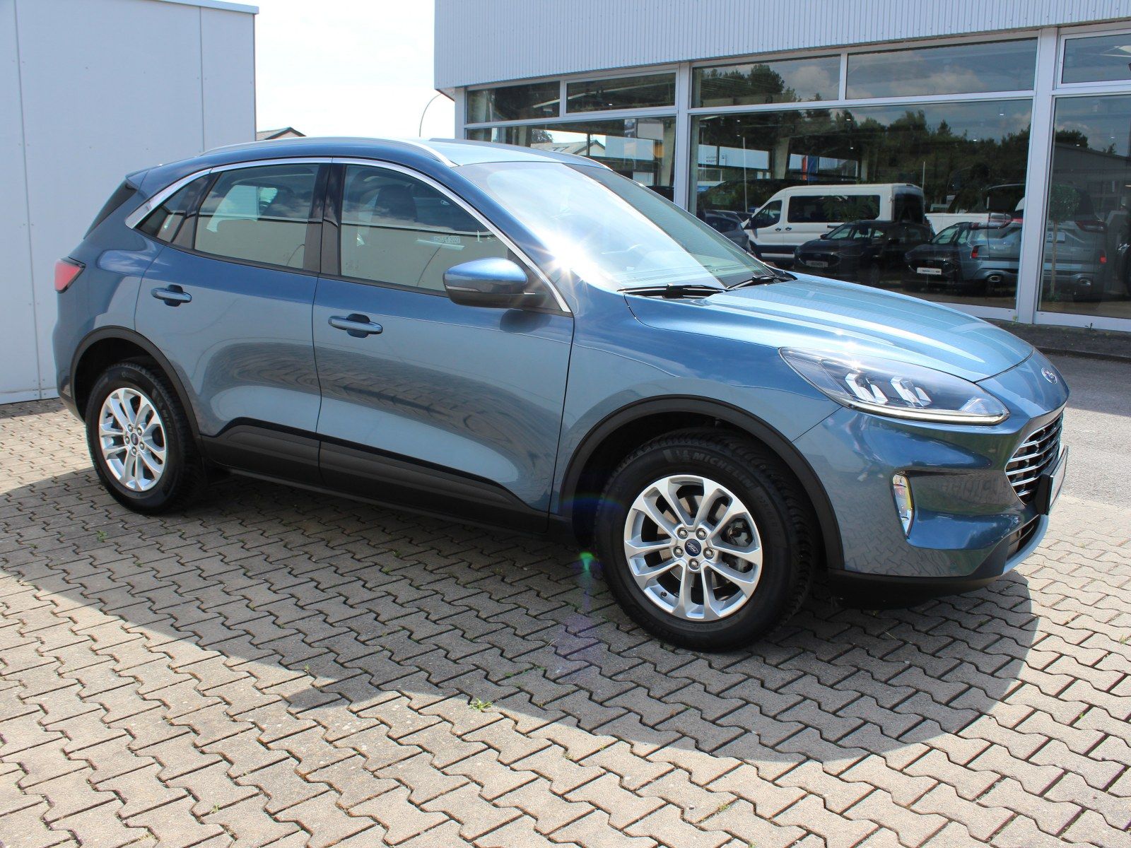 Fahrzeugabbildung Ford Kuga Titanium 1,5 EcoBoost Start/Stopp
