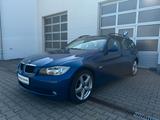 BMW 318 i Touring /SITZH./LM 18/PDC/STANDHEIZUNG - BMW 318 in Dresden