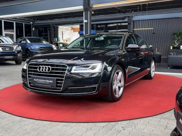 Audi A8 - 3