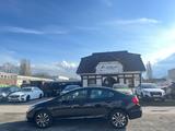 Honda Civic Lim. 4-trg.*PDC*SZ*TÜV NEU - Honda Civic in Duisburg