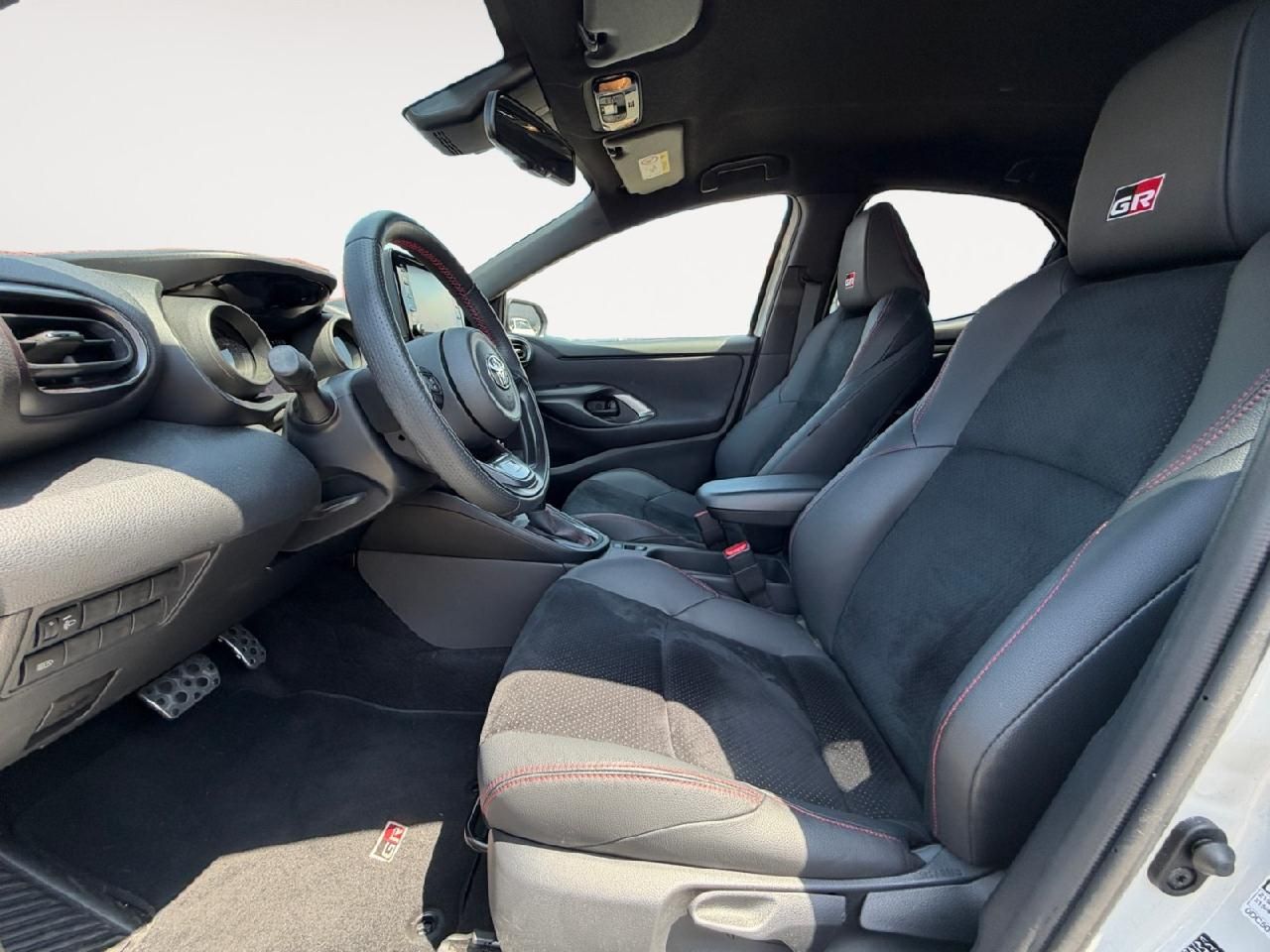 Fahrzeugabbildung Toyota Yaris Hybrid GR Sport