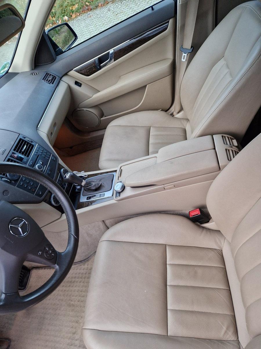 Mercedes-Benz C220 2008 — photo 9