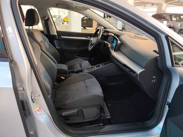 Golf VIII Variant 1.5 eTSI DSG *Massage*Standh*