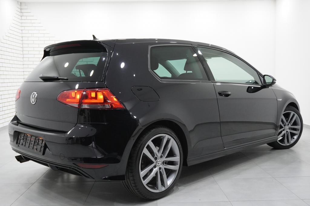 Volkswagen Golf 1.4 TSi BMT R-Line Navi/Parklenk/Klimaaut/T