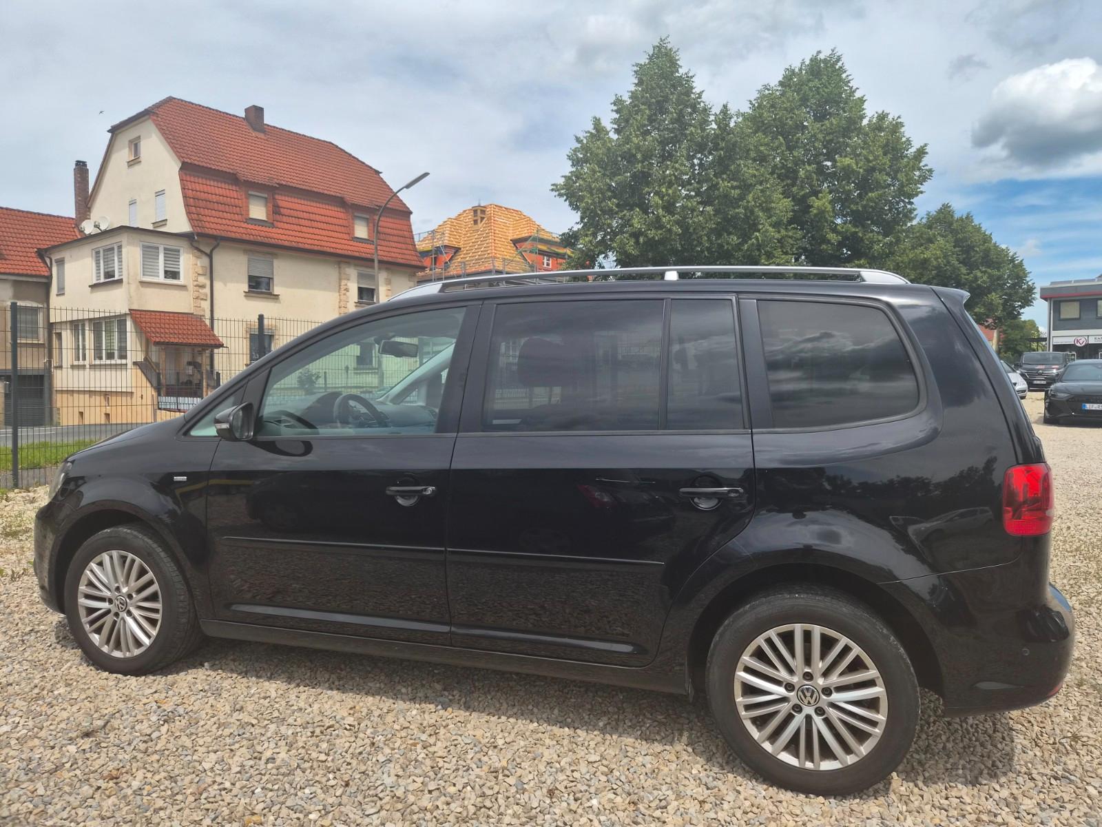 Volkswagen Touran 2014 — engine 1.390 cm³, 140 HP (103kW)