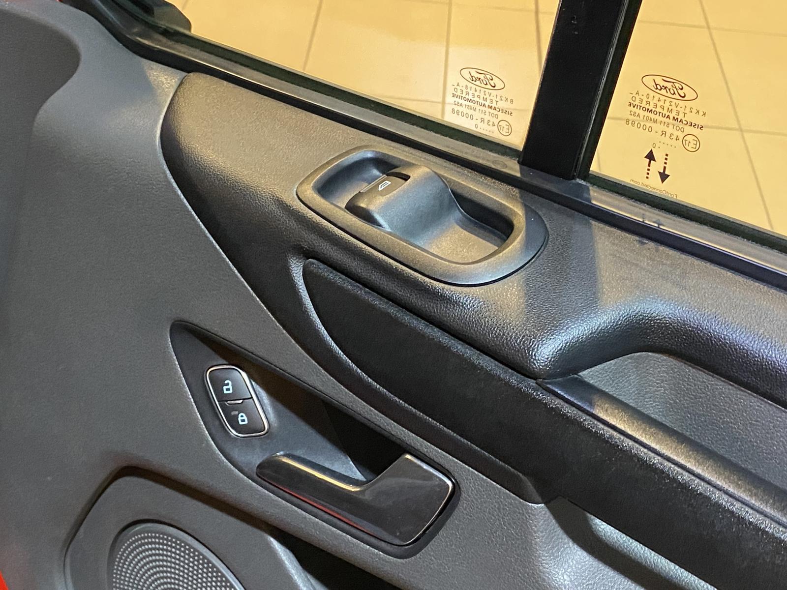 Ford Transit Custom L2 H2 Würth-Regale Navi R.Cam PDC