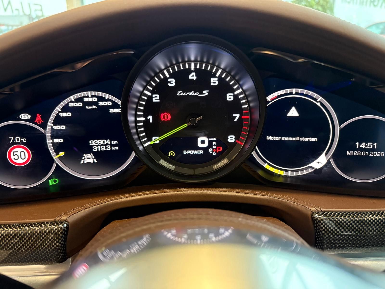 Fahrzeugabbildung Porsche Panamera Turbo S E-Hybrid Executive