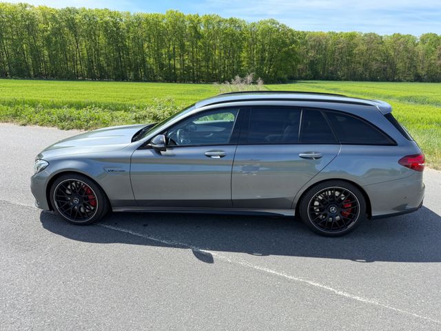 MERCEDES-BENZ AMG C 63 s T*Klappe*TOP*Burmester*SH*Gar.*