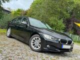 BMW 320 d Touring |SCHWARZ|XENON*NAVI*LEDER*PANORAMA - gebrauchte BMW 320 aus dem Jahr 2014