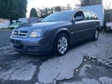Opel Vectra Caravan 2.2 Rentnerwagen Gepflegt - graue Opel Vectra