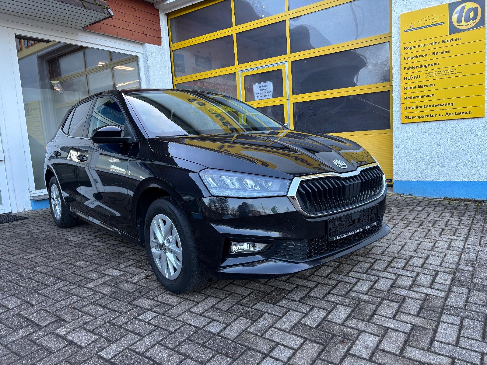 Skoda Fabia 1. HAND AUTOMATIK NAVI LED SITZHEIZUNG DAB