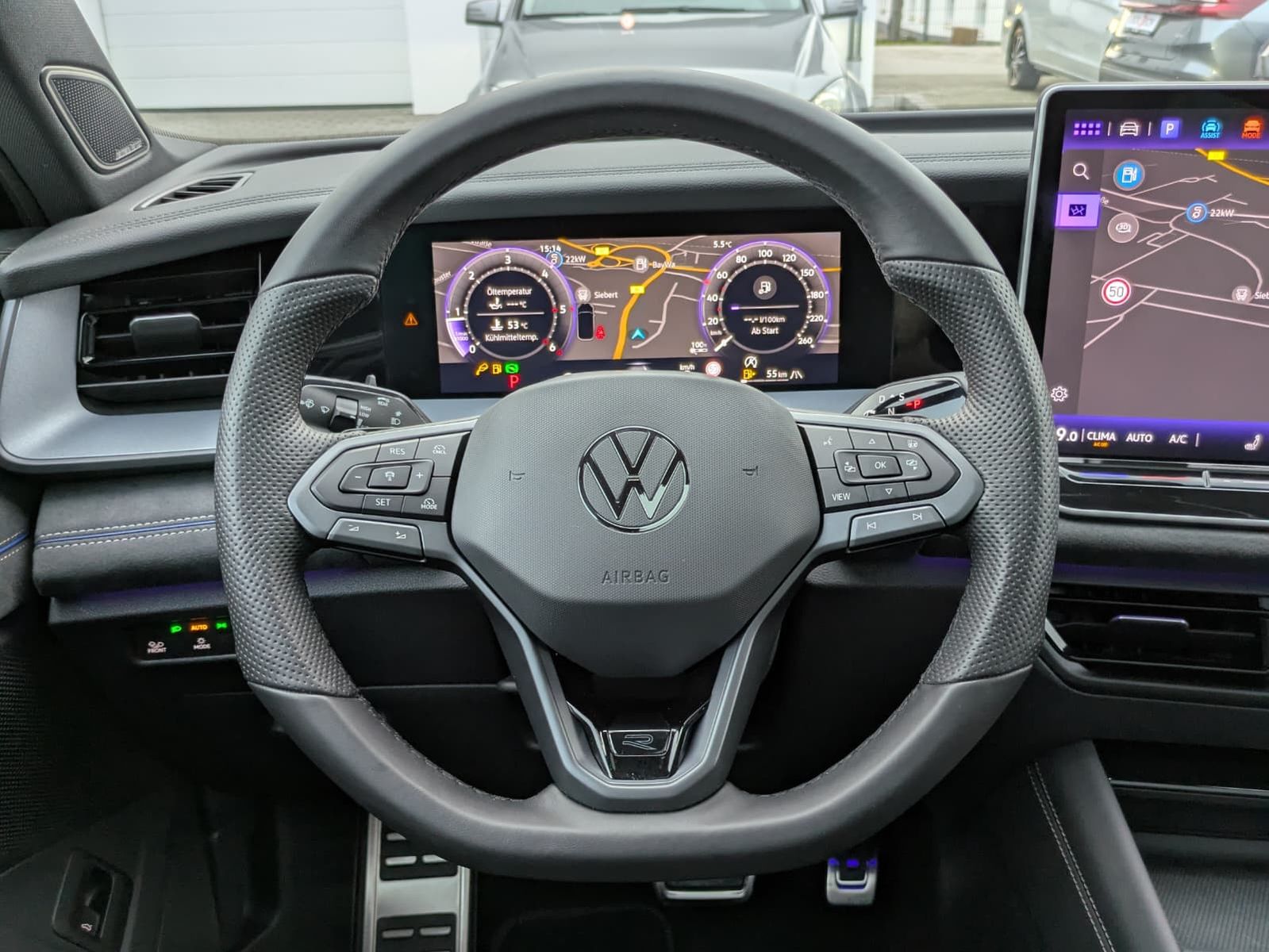 Fahrzeugabbildung Volkswagen Tayron 2.0 TDI 4M R-Line BLACK*7Si*MATRIX*PANO