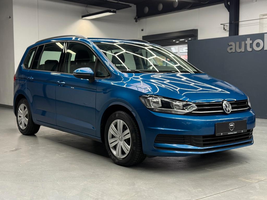 Volkswagen Touran 1.6 TDI DSG, Foto 15 von 50