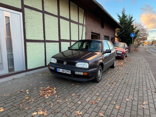 Volkswagen VW Golf 3 1.8L 75ps