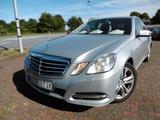 Mercedes-Benz E 220 CDI BlueEFFICIENCY AVANTGARDE - Mercedes-Benz E 220 aus 2012 mit Diesel-Antrieb: Limousine