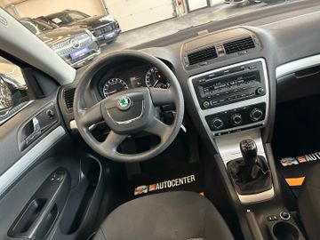 MYAUTOCENTER – Gebraucht- und Jahreswagen mit Werkstattservice in Pfaffenhofen Skoda Octavia Combi Ambiente *Klima*TÜV NEU*