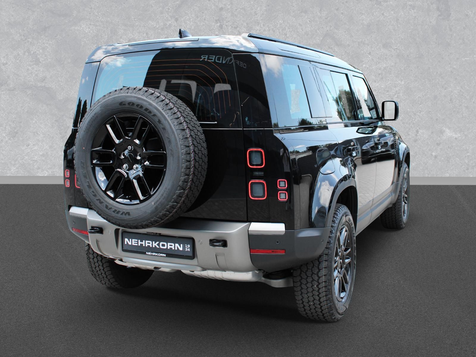 Fahrzeugabbildung Land Rover Land Rover Defender 110 D200 S