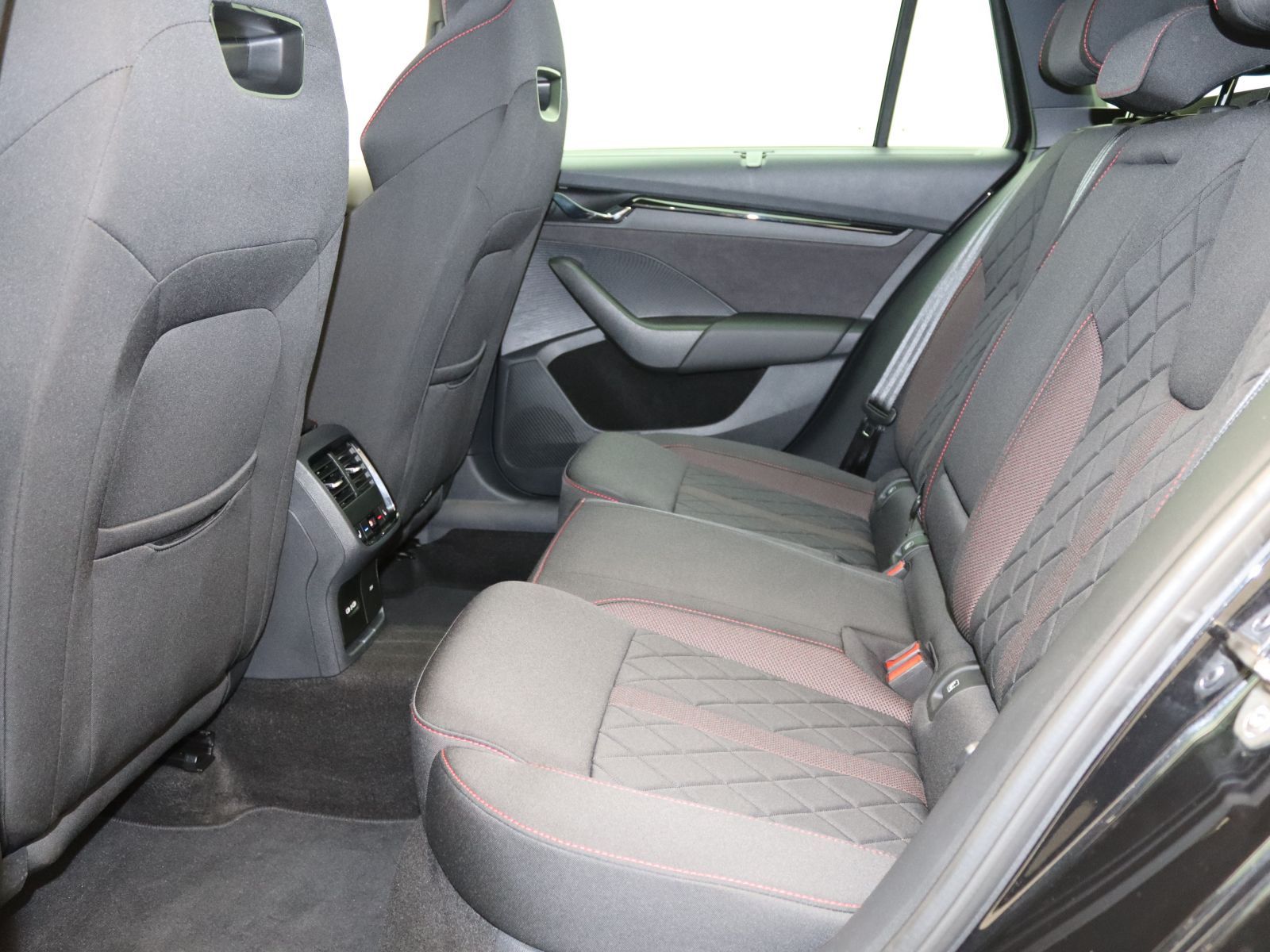 Skoda Octavia - Bild 12