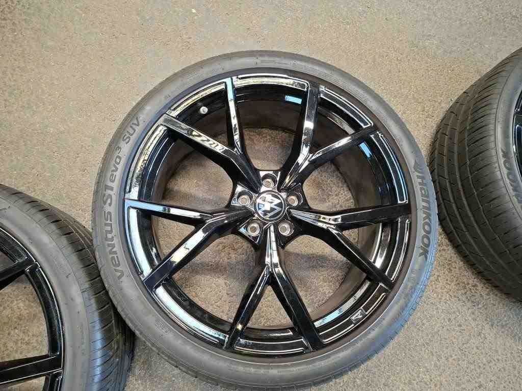 Volkswagen Tiguan - Bild 10