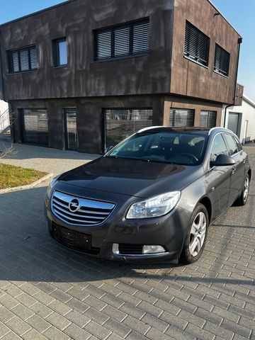 Opel Insignia A Sports Tourer Edition