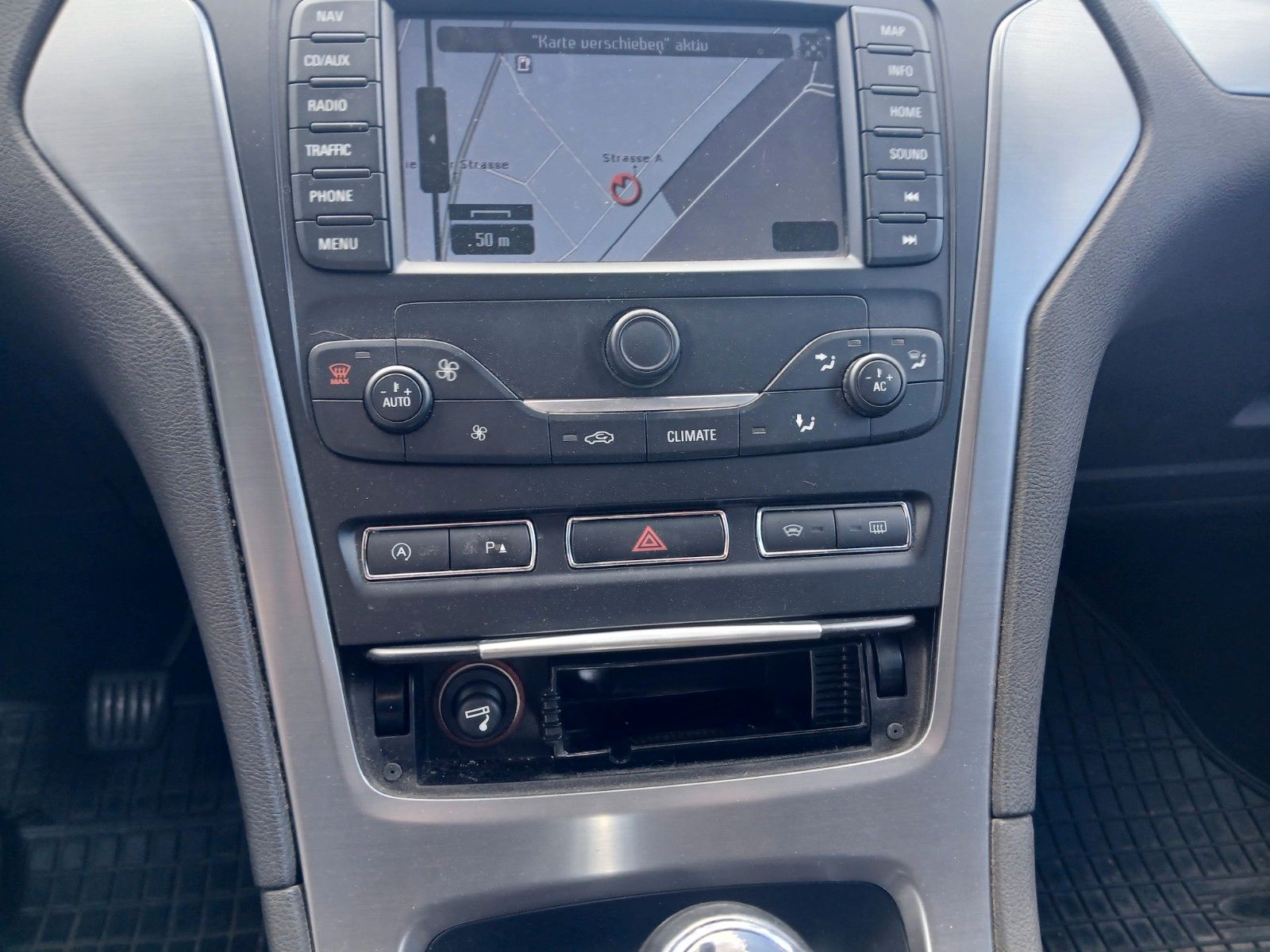 Fahrzeugabbildung Ford Mondeo Turnier Titanium