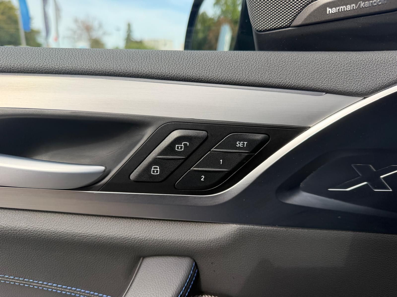 Fahrzeugabbildung BMW iX3  Inspir M Sport SHADOW+PANO+MEMO+360+ACC+AHK