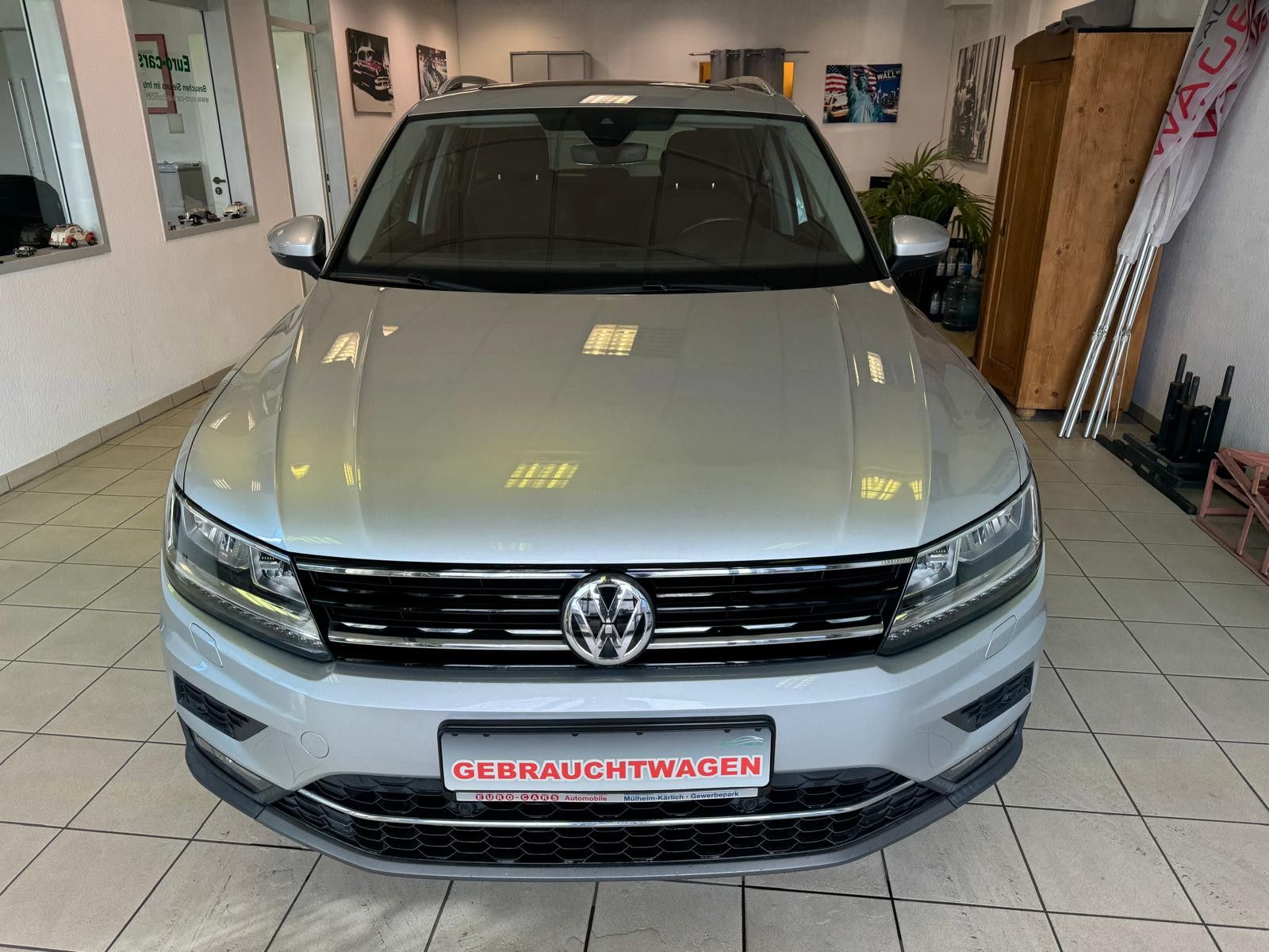 Fahrzeugabbildung Volkswagen Tiguan Highline 4Motion / LED / ergoSitz / NAVI