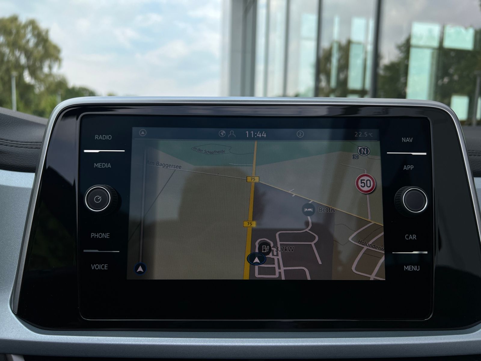 Fahrzeugabbildung Volkswagen T-Roc Cabriolet  ENERGY 1.5 TSI DSG *AHK, Navi,