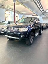 Mitsubishi L200 Intense Club Cab 4WD - Mitsubishi L200: Cab Club