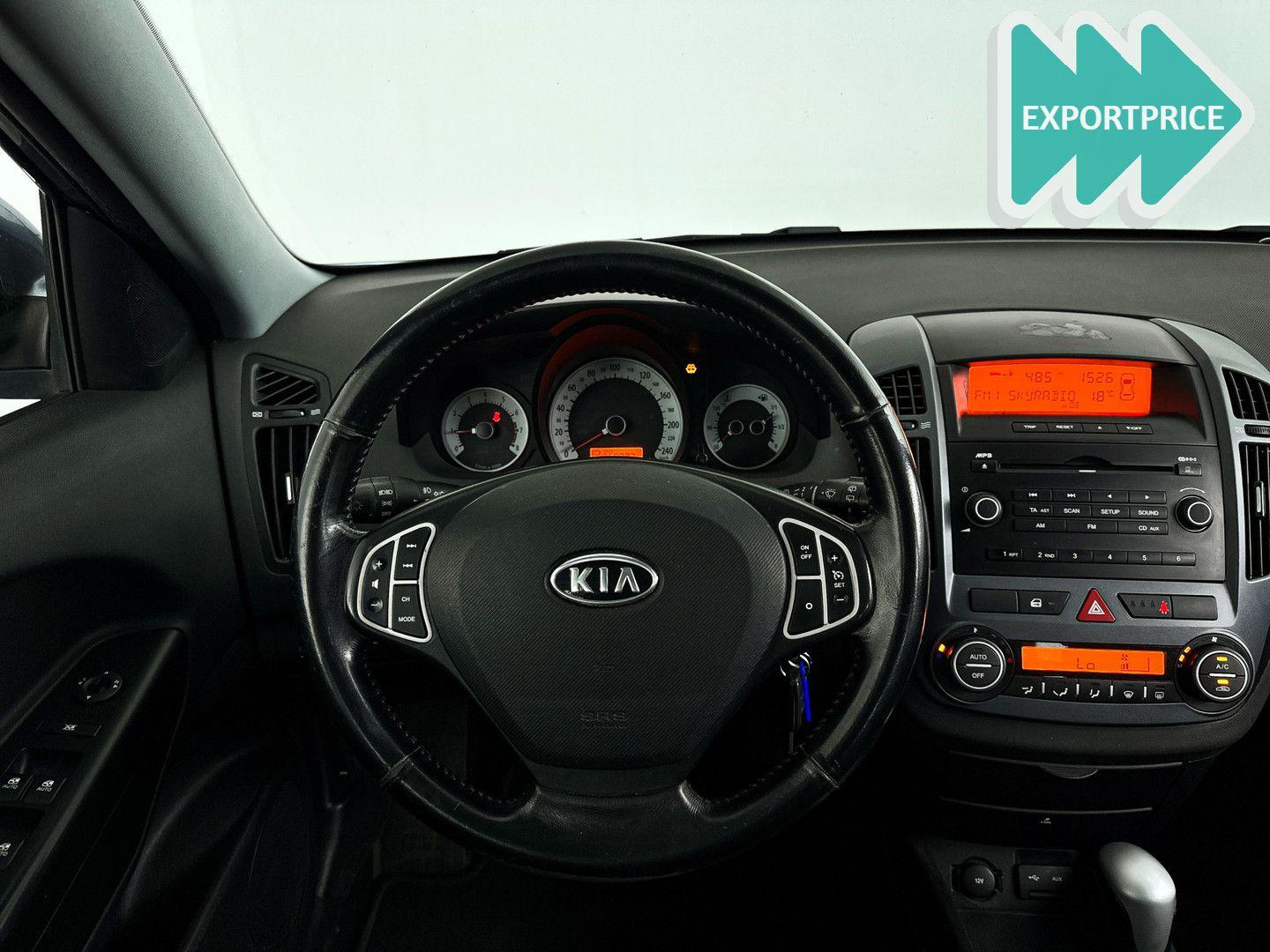 Kia cee'd 2008 — photo 14