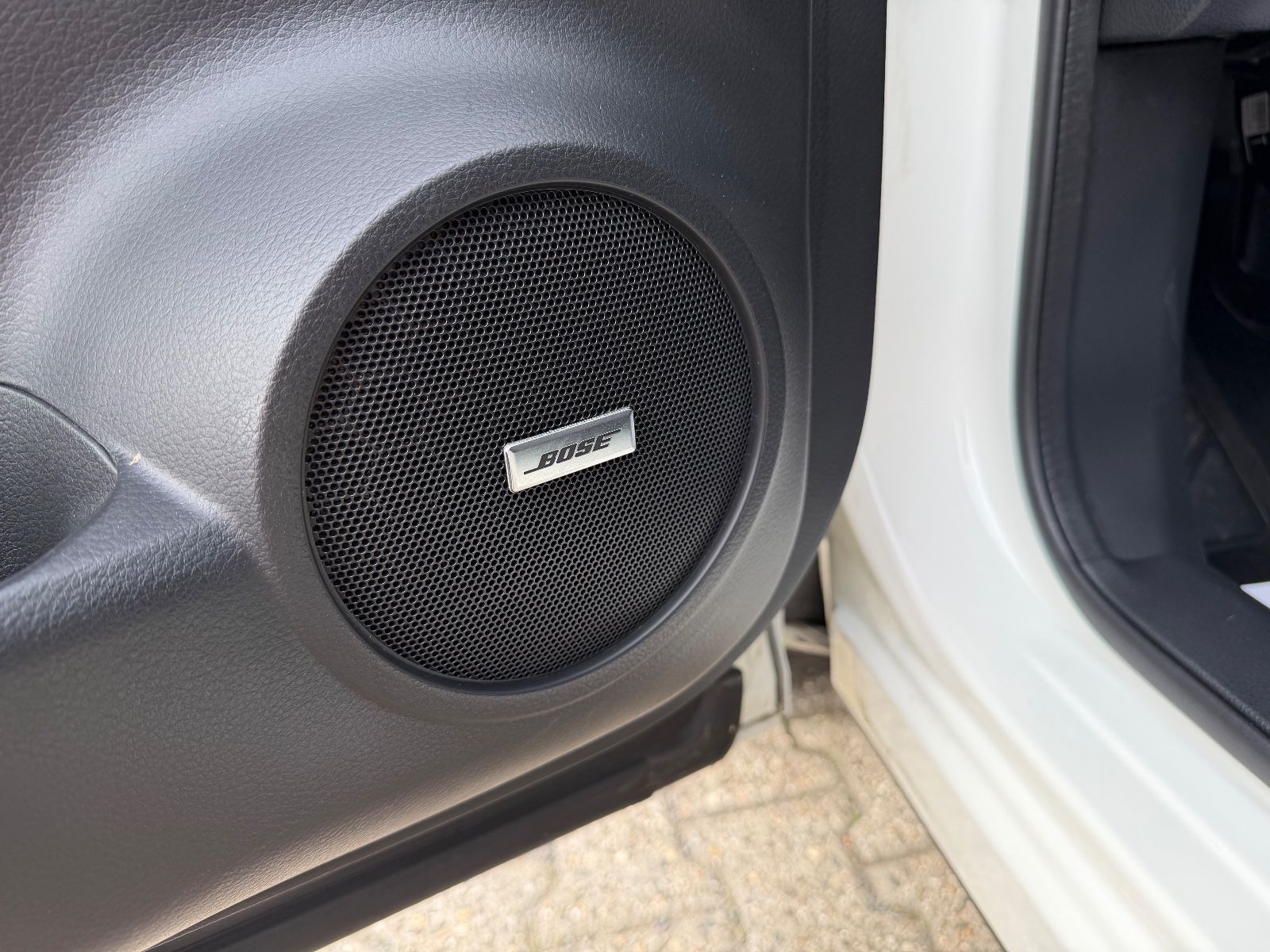 Fahrzeugabbildung Nissan Qashqai Tekna+ VOLLAUSSTATTUNG 19 ZOLL BOSE