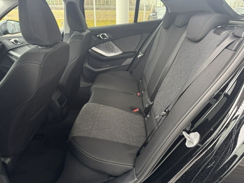 BMW 116 - Bild 11