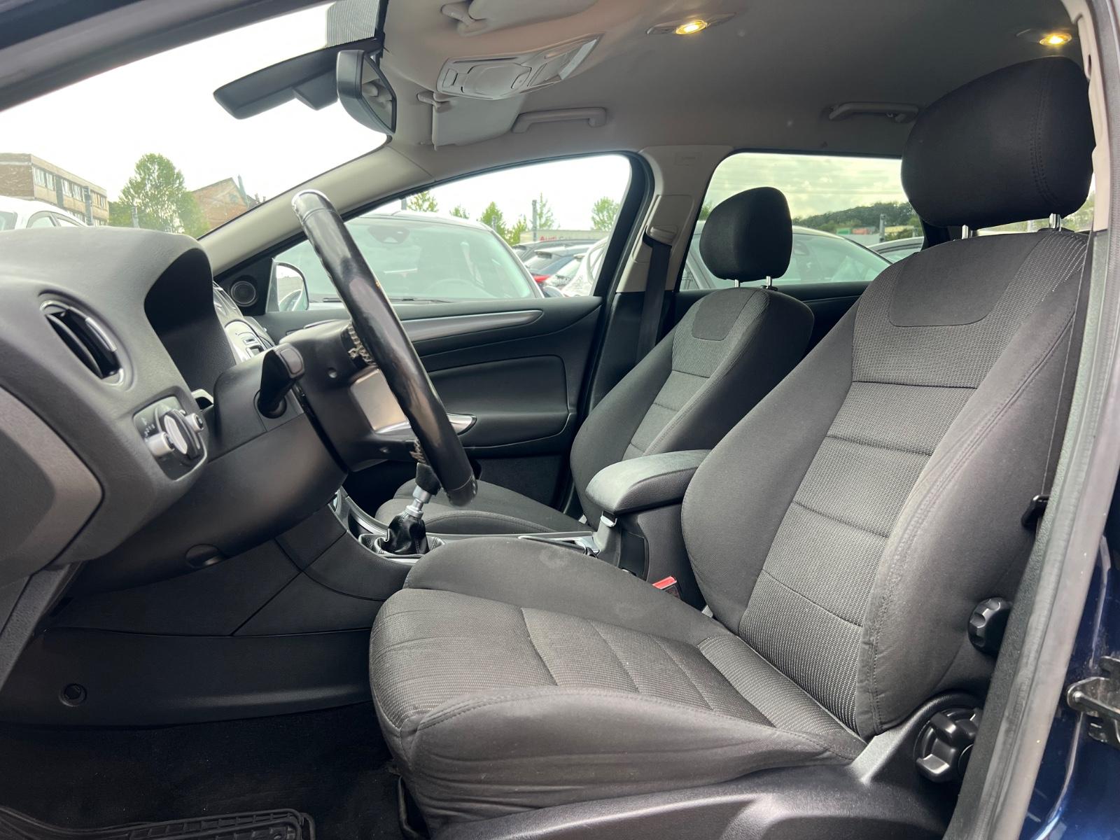 Ford Mondeo 2012 — photo 6