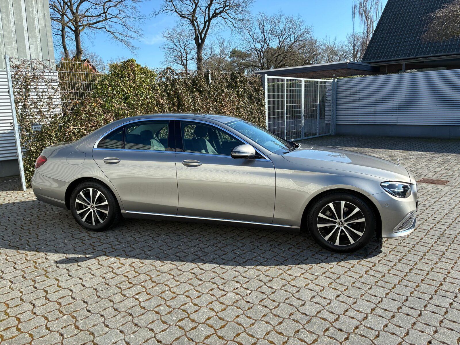 Mercedes-Benz E 220d Exclusive MBUX/Widescreen/LED/RFK/Ambient foto 20