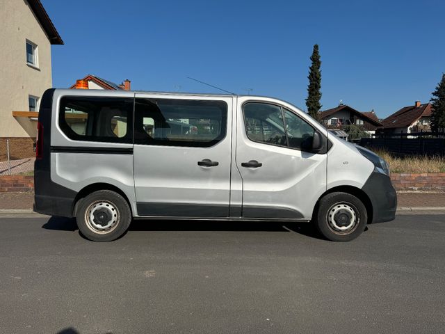 Opel Vivaro B L1H1 2,9t 1Hand+Fenster+Standheizung