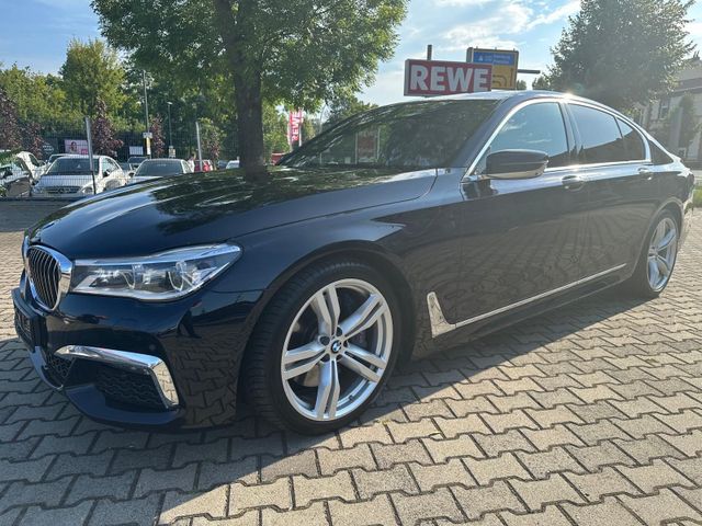 BMW 750i xDrive M Sport / NP 180.000 Euro/ auc...