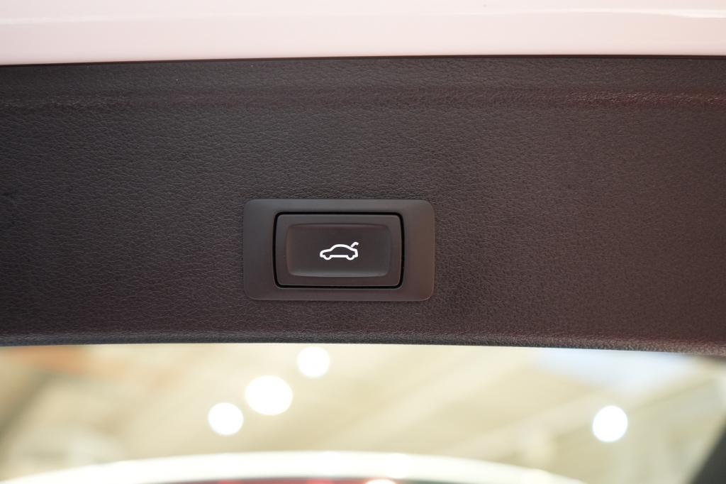Audi A4 Avant 40 TFSI S line *MATRIX*Navi*Virtual*, миниатюра 6