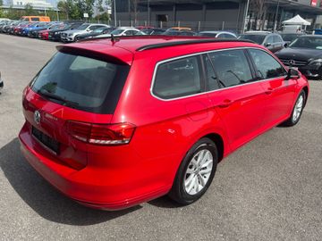 Volkswagen Passat Variant - 7
