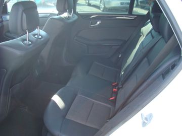 Mercedes E 250 - 10