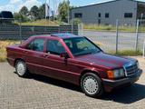 Mercedes-Benz 190E/W201 Avantgarde Rosso - Mercedes-Benz 190: 190e