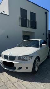 BMW 1er 122 PS/TÜV neu, gepflegt - BMW aus 2010: 1er