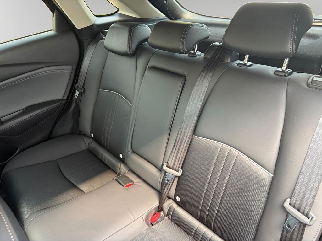 MAZDA CX-3 SKYACTIV-G 121 FWD Selection MAZDA CX-3 SKYACTIV-G 121 FWD Selection