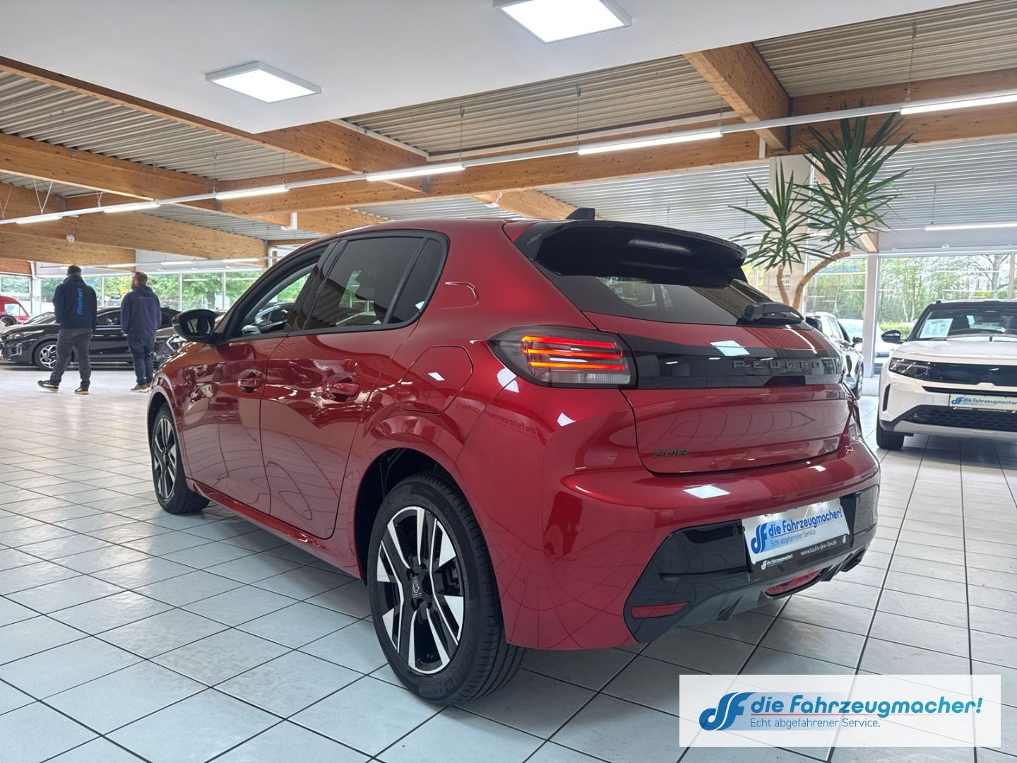 Fahrzeugabbildung Peugeot 208 Allure Digitales Cockpit LED Apple CarPlay A