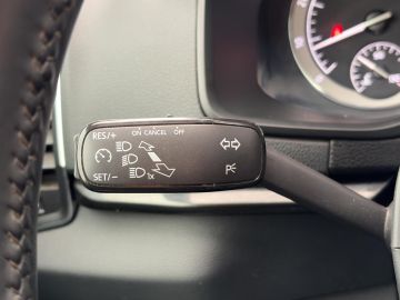 Skoda Karoq Style 1.5 TSI °LED°Navi°AHK°SHZ°RFK°PDC°