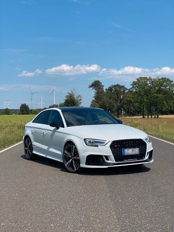 Image of Audi RS3