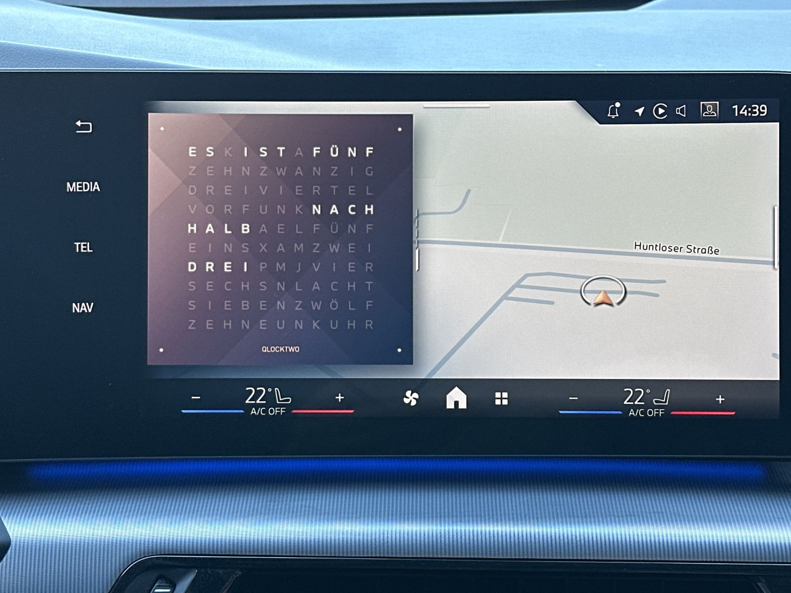 Fahrzeugabbildung BMW 223i Active Tourer M-Sport NAV+LED+ACC+360°+PANO