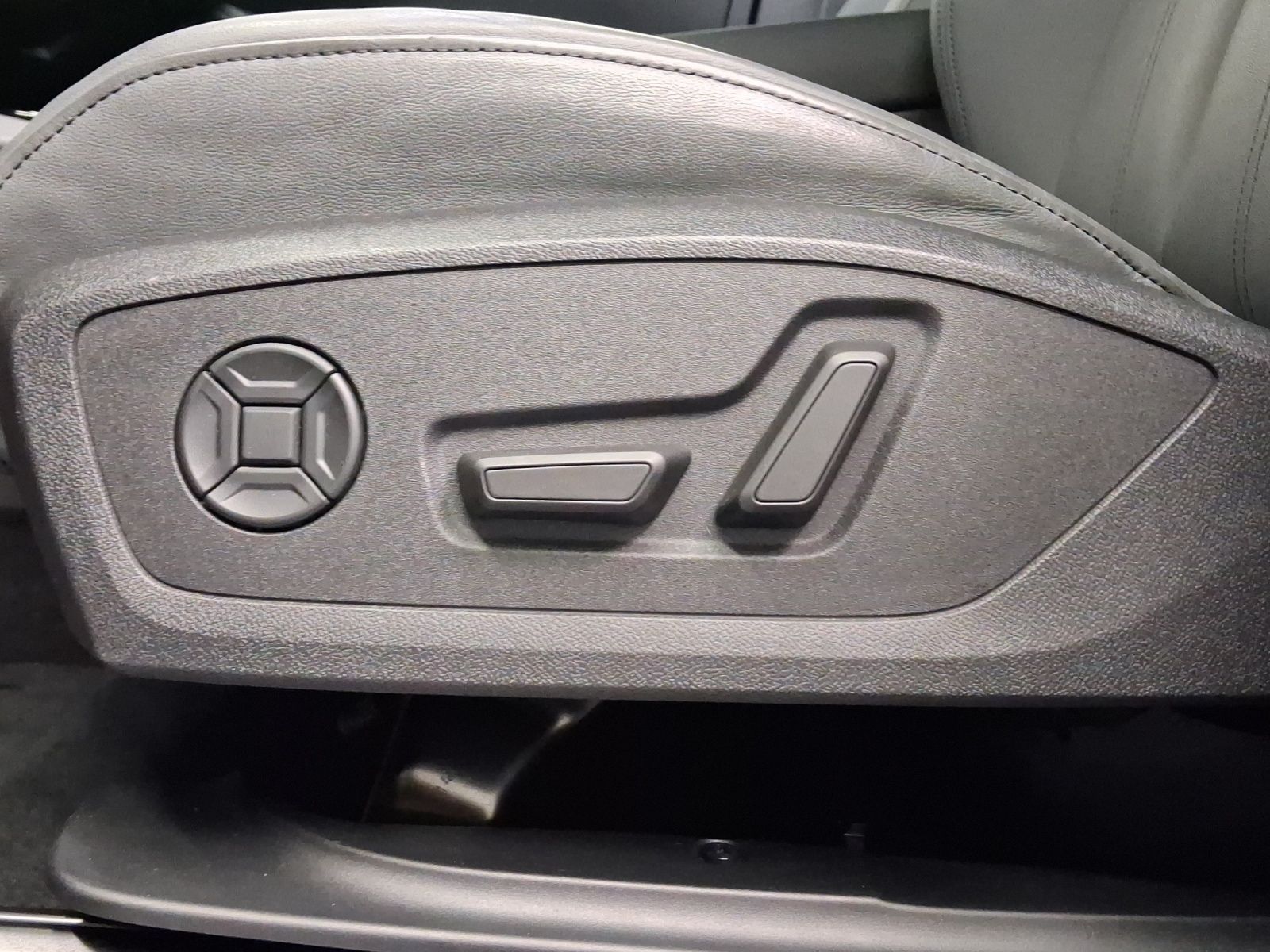 Audi Q6 e-tron - Bild 19