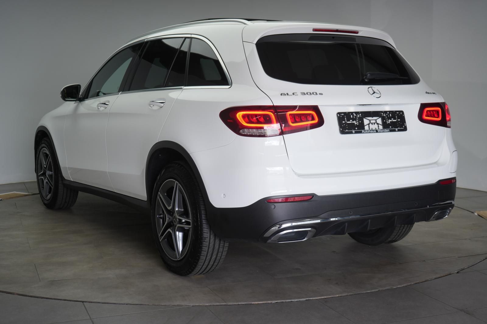 Mercedes-Benz GLC 300 e 4Matic 9G-Tronic Pano Leder 360Kamera foto 5